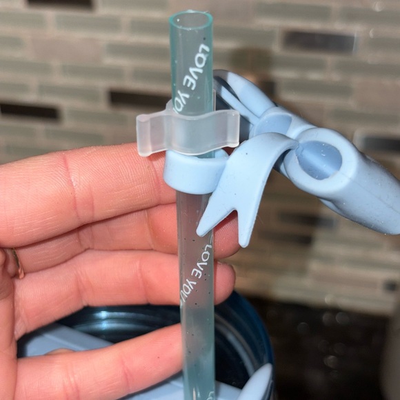 Lil Peach Layne 40oz Stainless Steel Tumbler Floral Blue with Straw and Bow - Picture 6 of 8